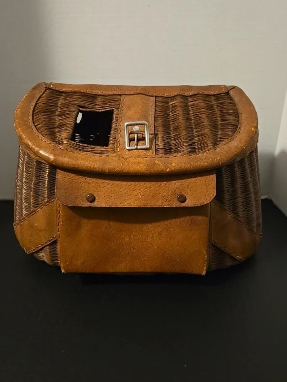 Vintage Fishing Creel Basket Wicker Leather W/Strap Twistons Line Sinkers Cabin